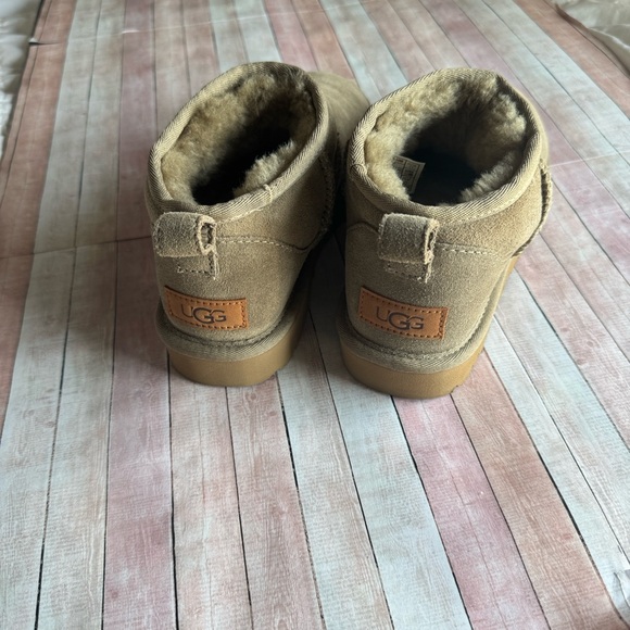 UGG Tan Suede Sheepskin-Lined Booties - Picture 4 of 4